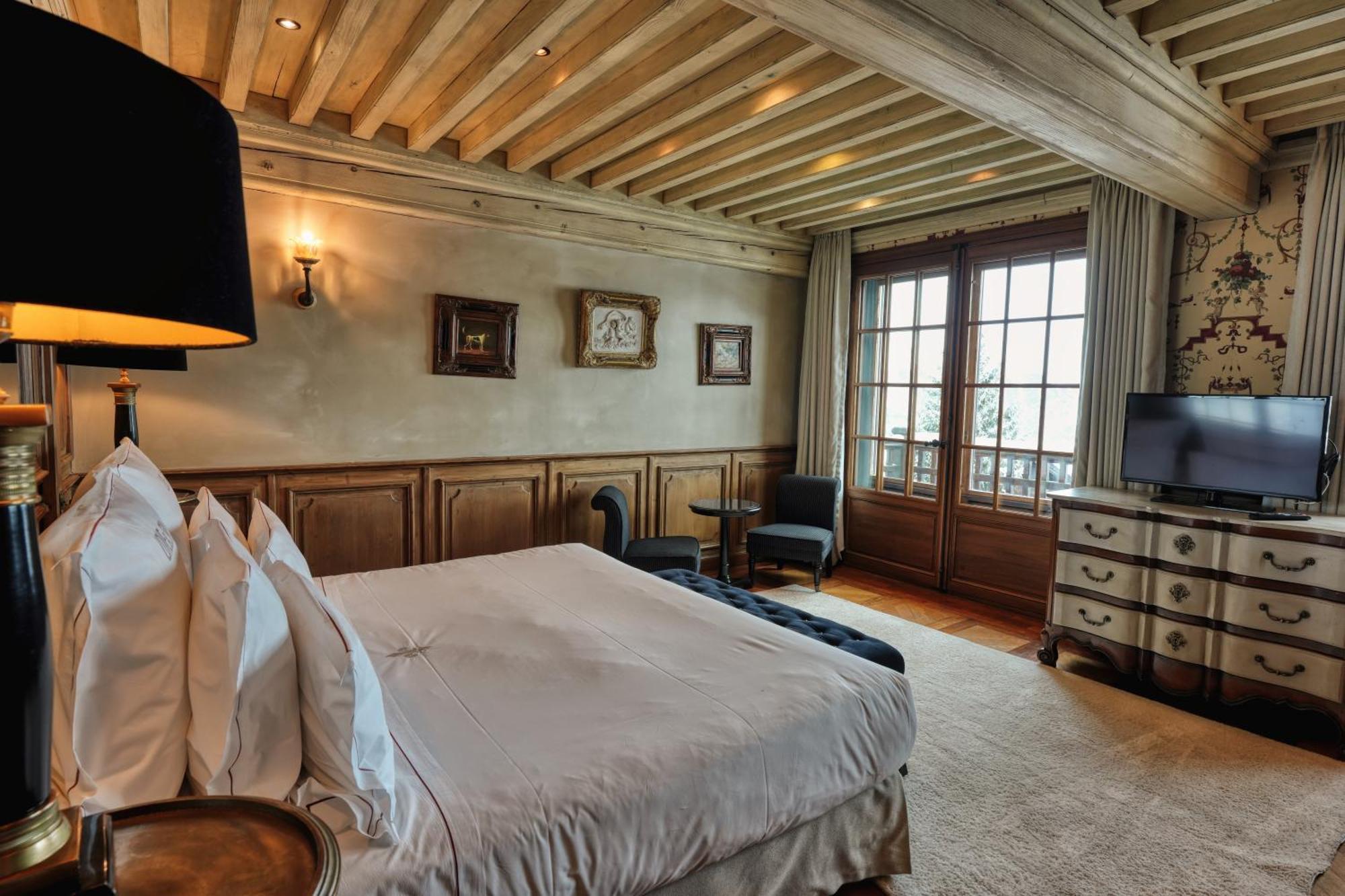Le Saint Joseph Hotel Courchevel Bagian luar foto