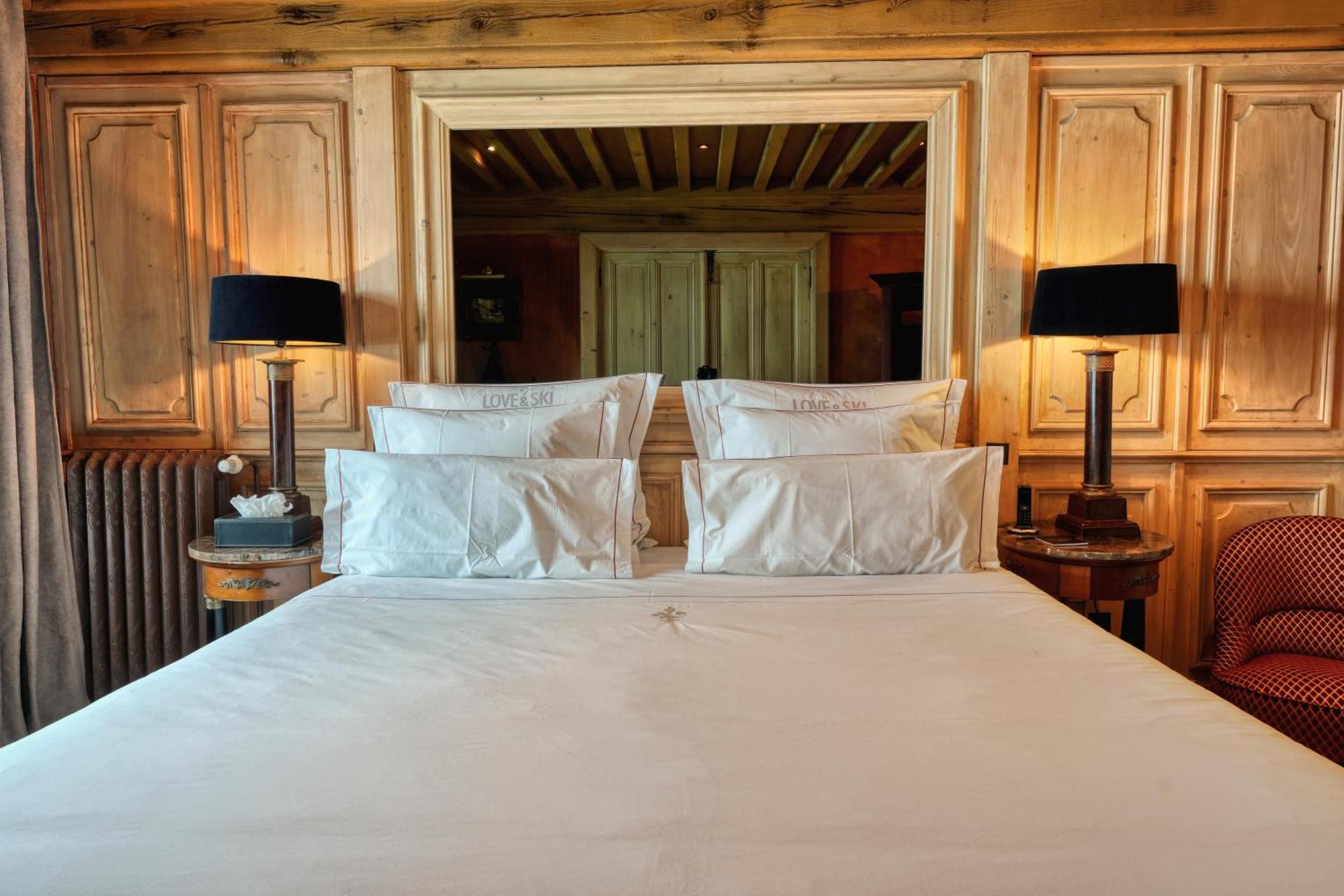 Le Saint Joseph Hotel Courchevel Bagian luar foto