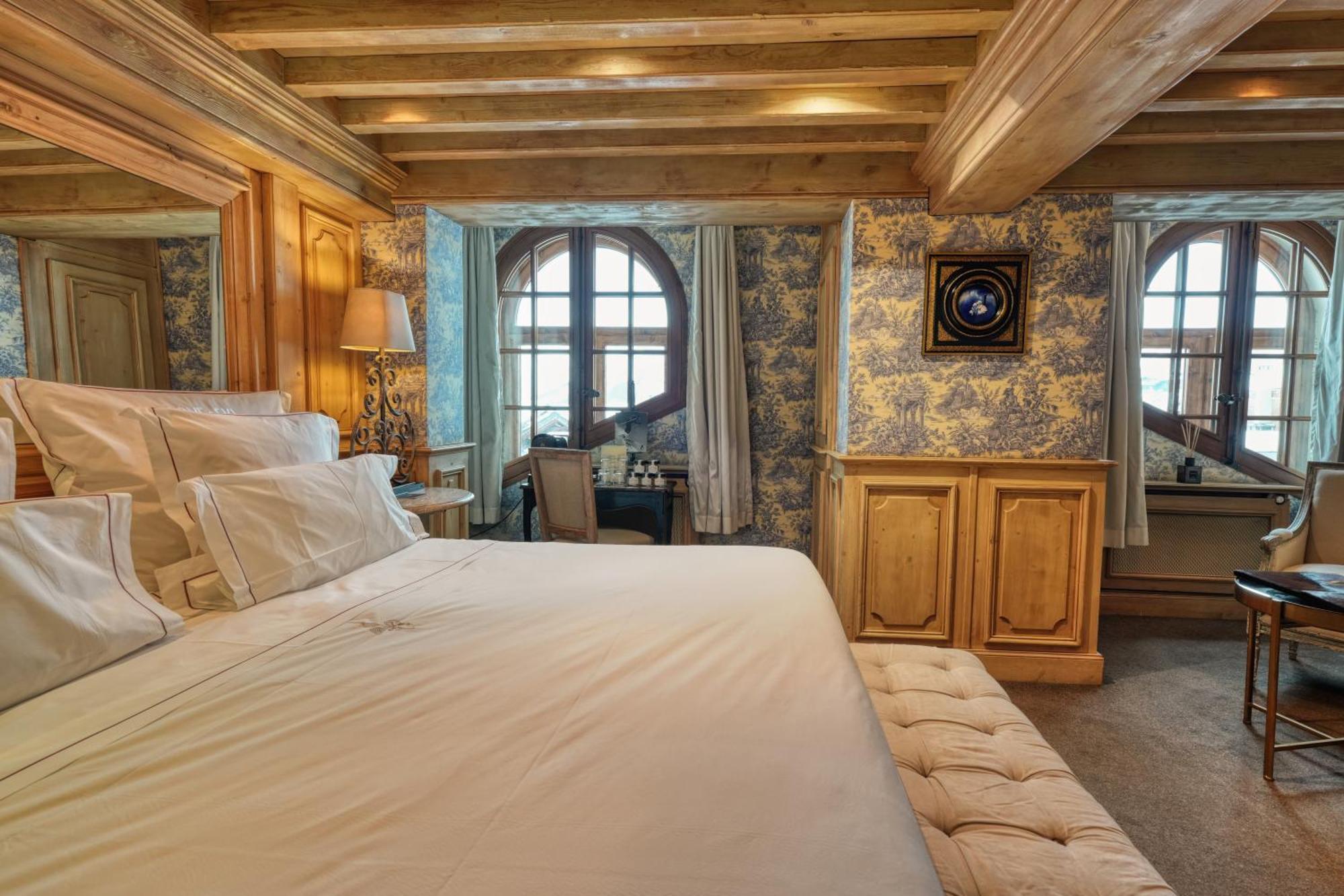 Le Saint Joseph Hotel Courchevel Bagian luar foto
