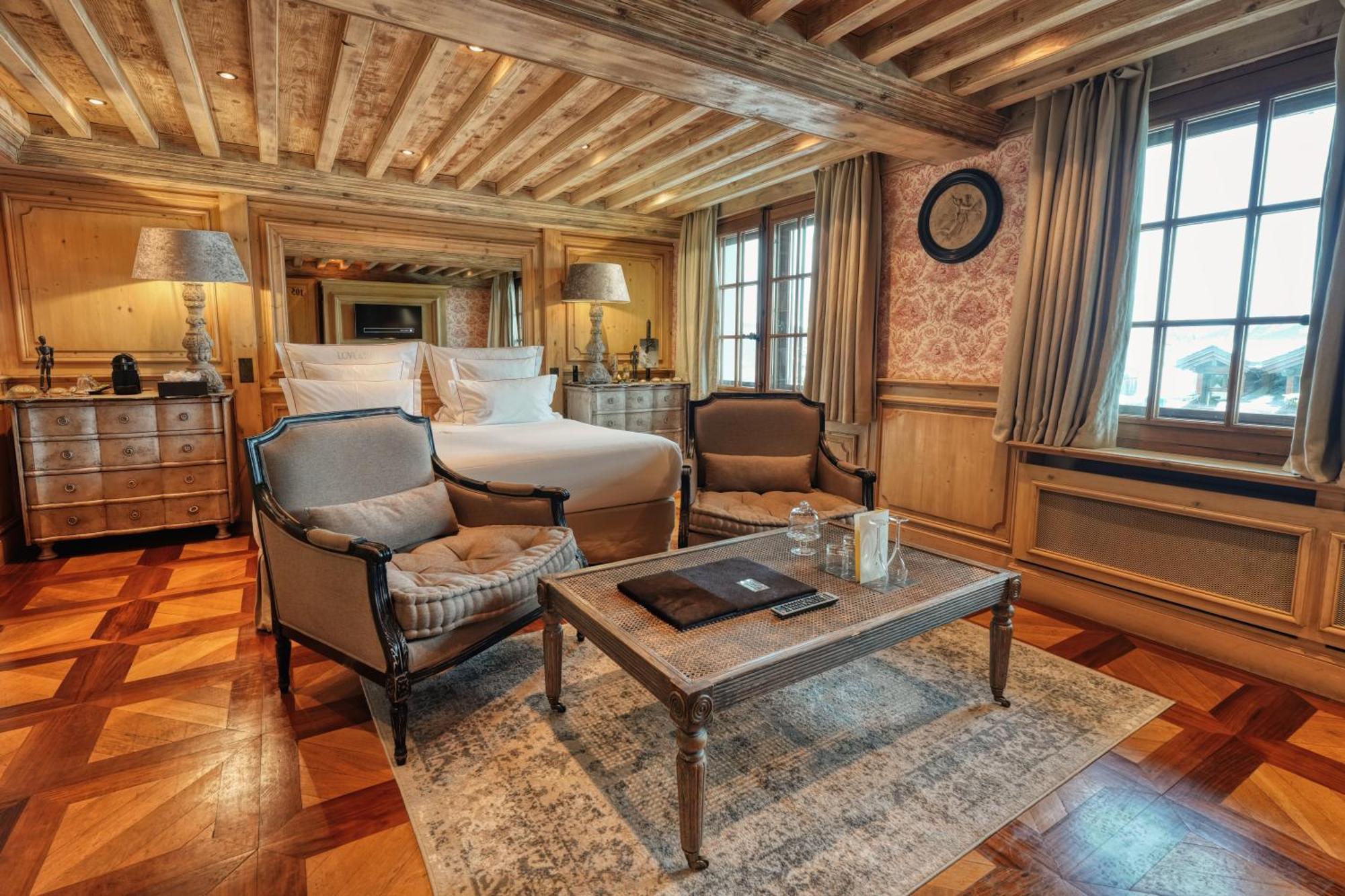 Le Saint Joseph Hotel Courchevel Bagian luar foto