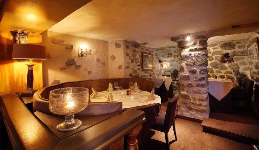Le Saint Joseph Hotel Courchevel Bagian luar foto