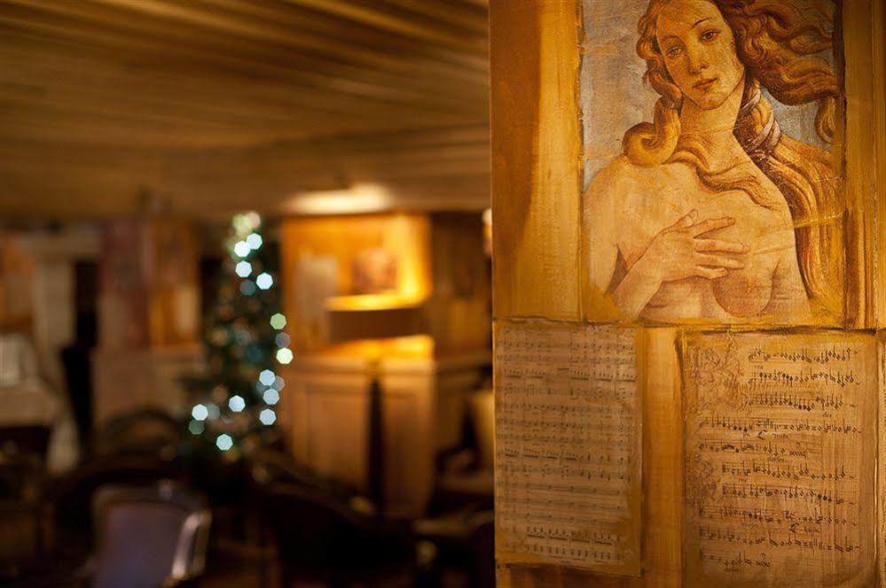 Le Saint Joseph Hotel Courchevel Bagian luar foto