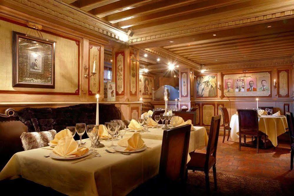 Le Saint Joseph Hotel Courchevel Bagian luar foto