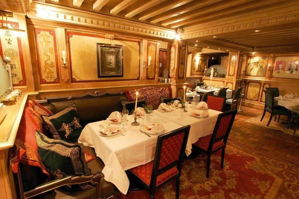 Le Saint Joseph Hotel Courchevel Bagian luar foto